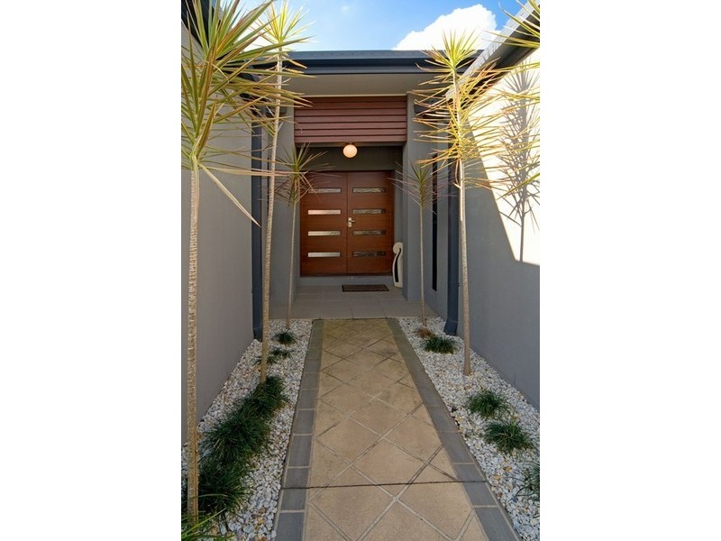 12 Vaucluse Place, Parkinson QLD 4115