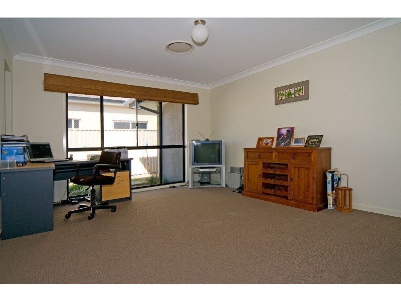 12 Vaucluse Place, Parkinson QLD 4115