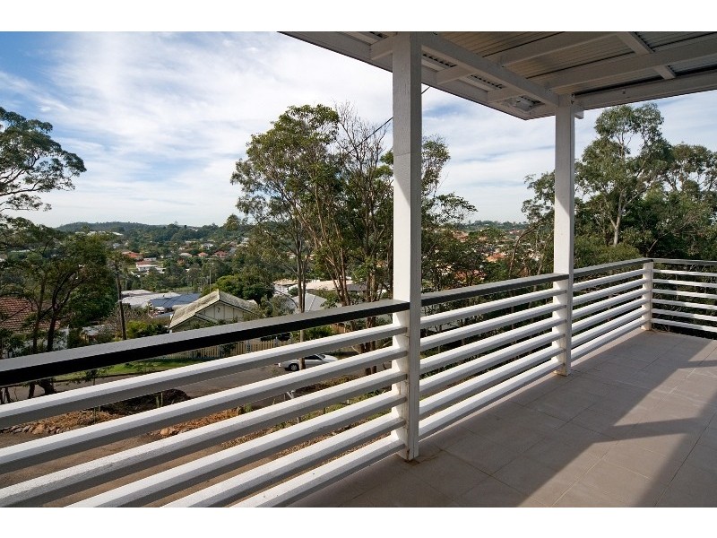 43 Castle Hill Street, Holland Park West QLD 4121