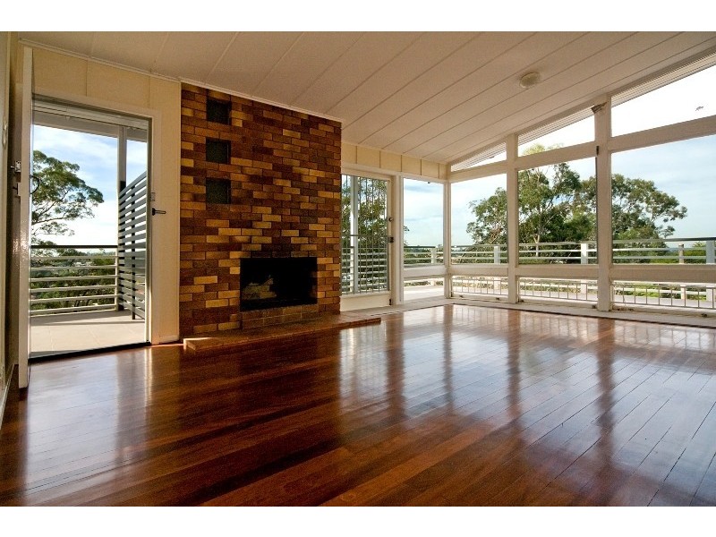 43 Castle Hill Street, Holland Park West QLD 4121