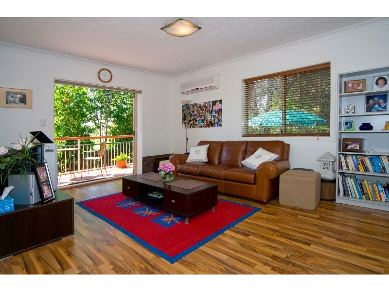 2/70 Jellicoe Street, Coorparoo QLD 4151