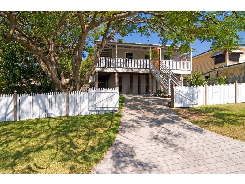 17 Cottell Street, Norman Park QLD 4170