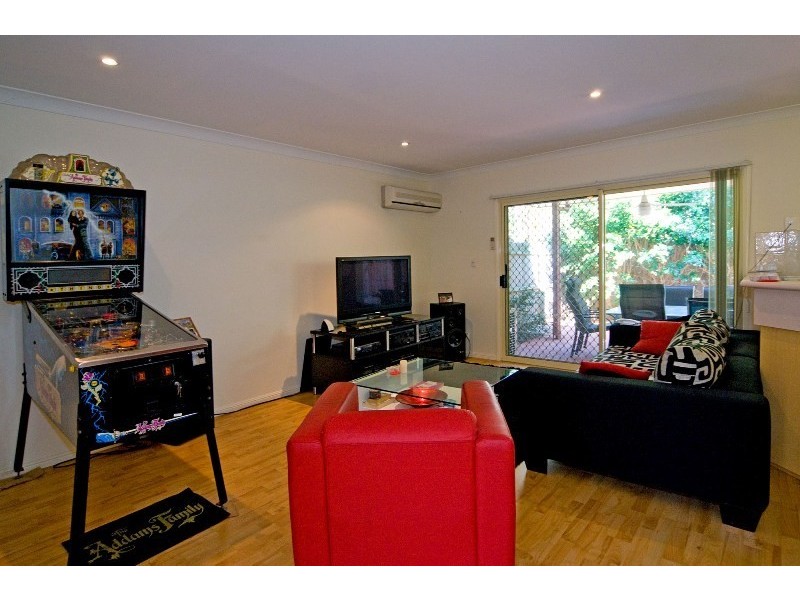 4/83 Richmond Road, Morningside QLD 4170