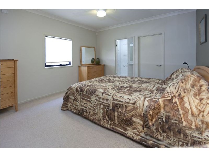 204 Agnew Street, Morningside QLD 4170