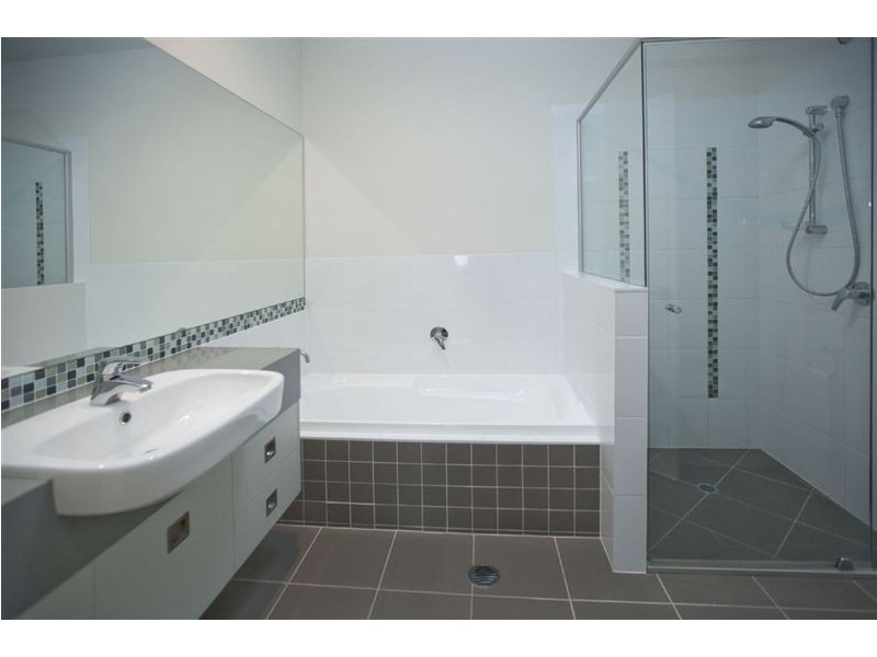 19B Park Street, Hawthorne QLD 4171