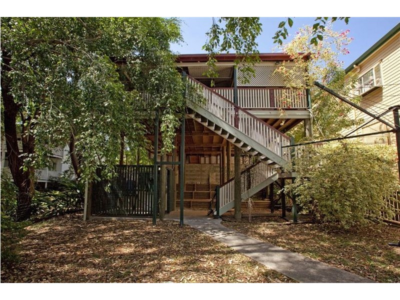 116 Fifth Avenue, Balmoral QLD 4171