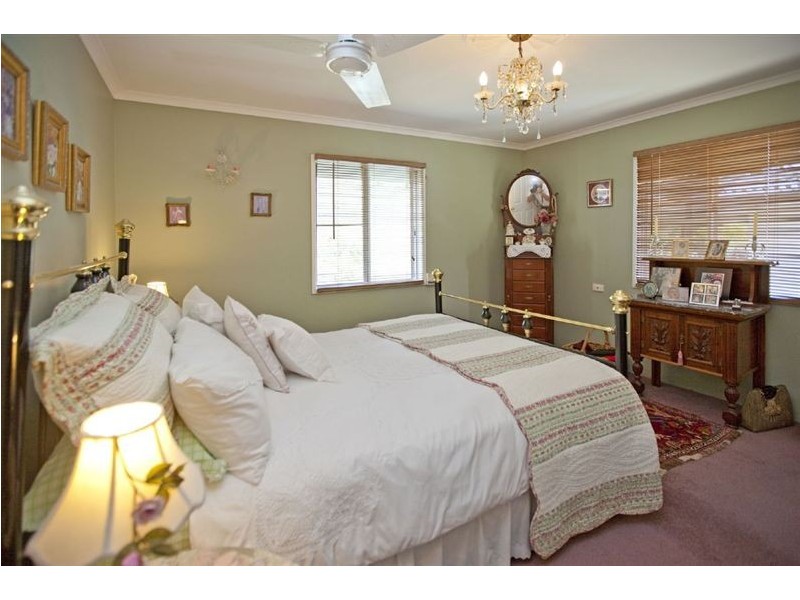 5 Oberon Street, Morningside QLD 4170