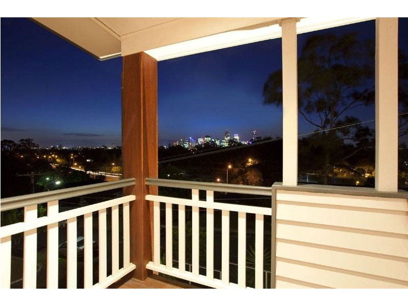 11 Hurd Terrace, Morningside QLD 4170