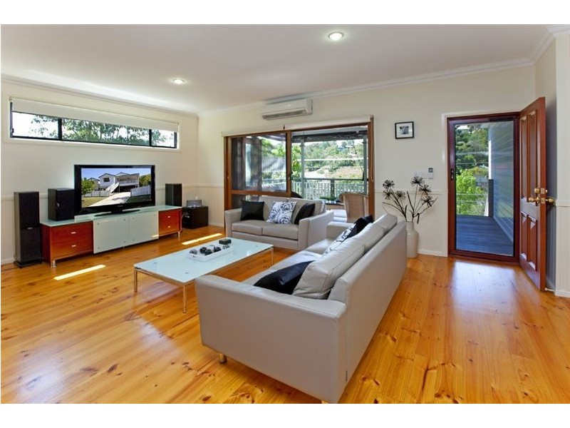 332 Ferguson Road, Norman Park QLD 4170