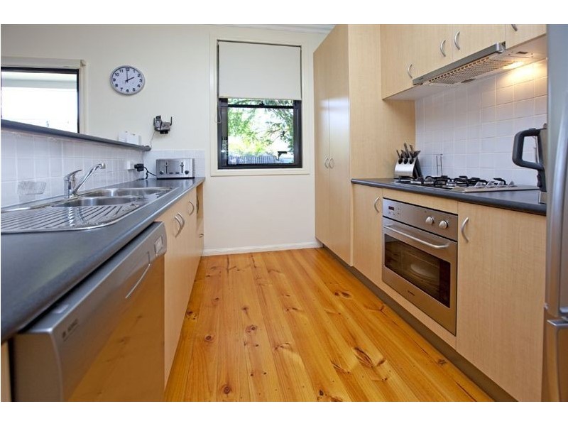 332 Ferguson Road, Norman Park QLD 4170