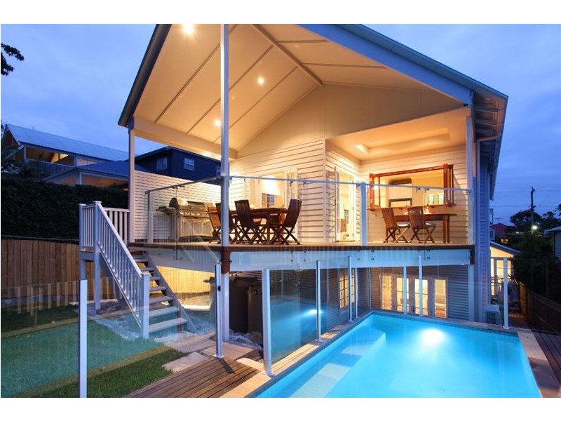 75 Thackeray Street, Norman Park QLD 4170