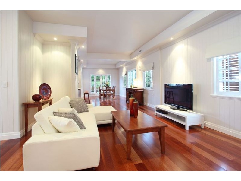 75 Thackeray Street, Norman Park QLD 4170
