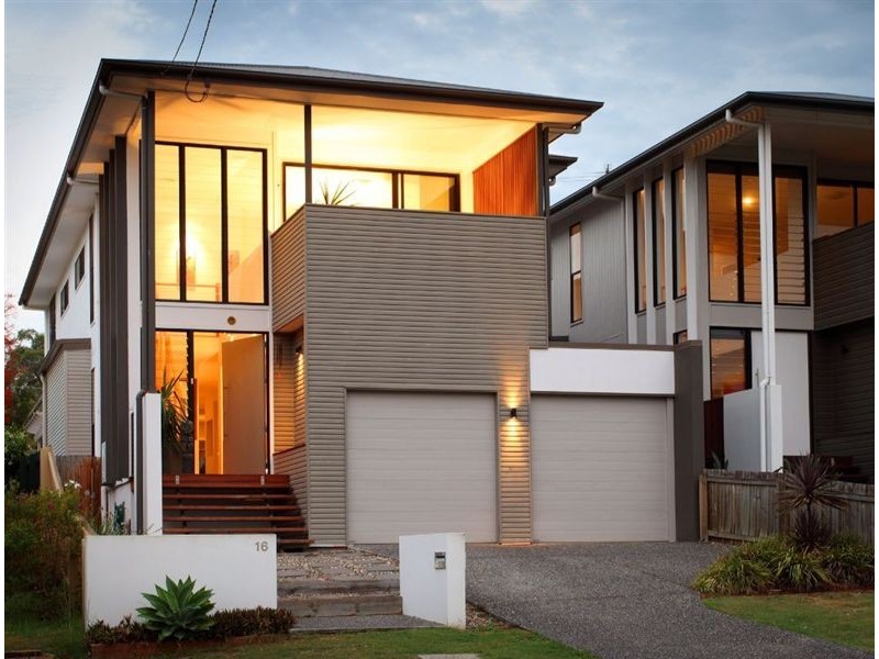 16 Shaftesbury Street, Tarragindi QLD 4121