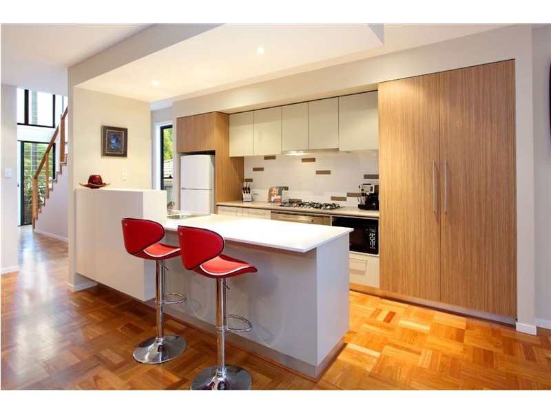 16 Shaftesbury Street, Tarragindi QLD 4121