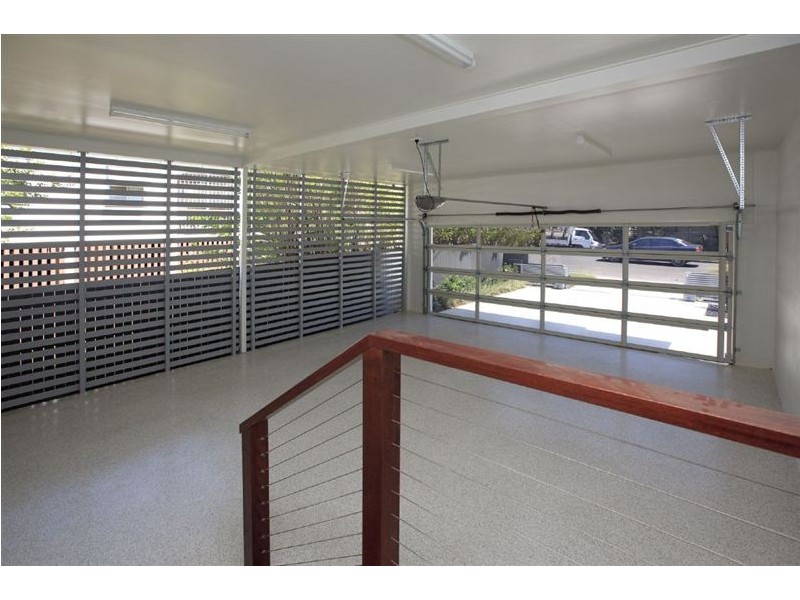 120 Barton Road, Hawthorne QLD 4171