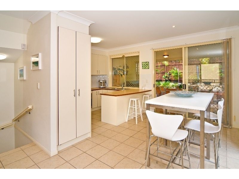 4/111 Hawthorne Road, Hawthorne QLD 4171