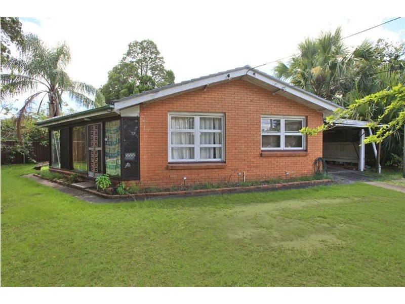 11 Derringer Street, Cannon Hill QLD 4170