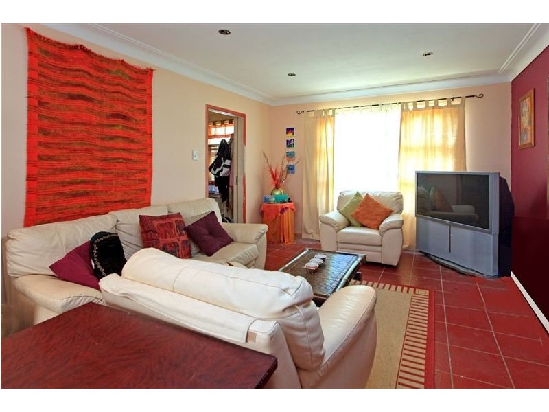 11 Derringer Street, Cannon Hill QLD 4170