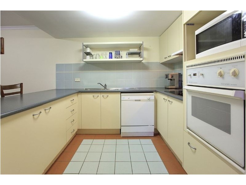 1/12 Simpson Street, Morningside QLD 4170