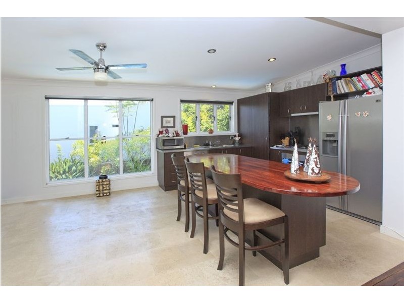 20 Riddell Street, Bulimba QLD 4171