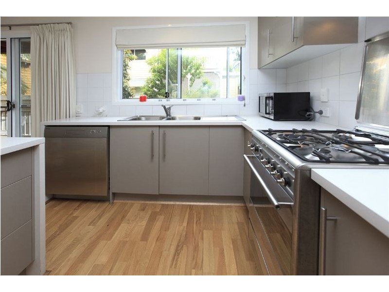 32 Ashfield Street, East Brisbane QLD 4169