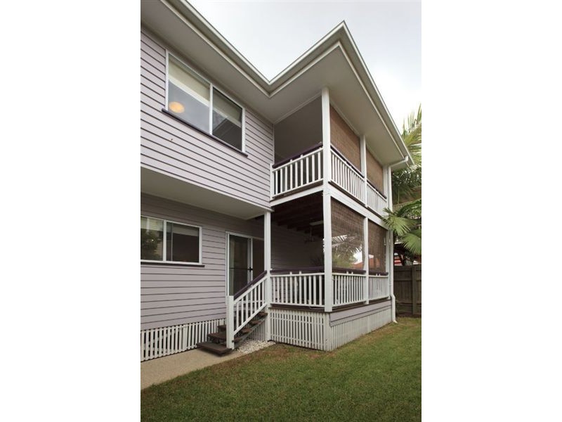 32 Ashfield Street, East Brisbane QLD 4169