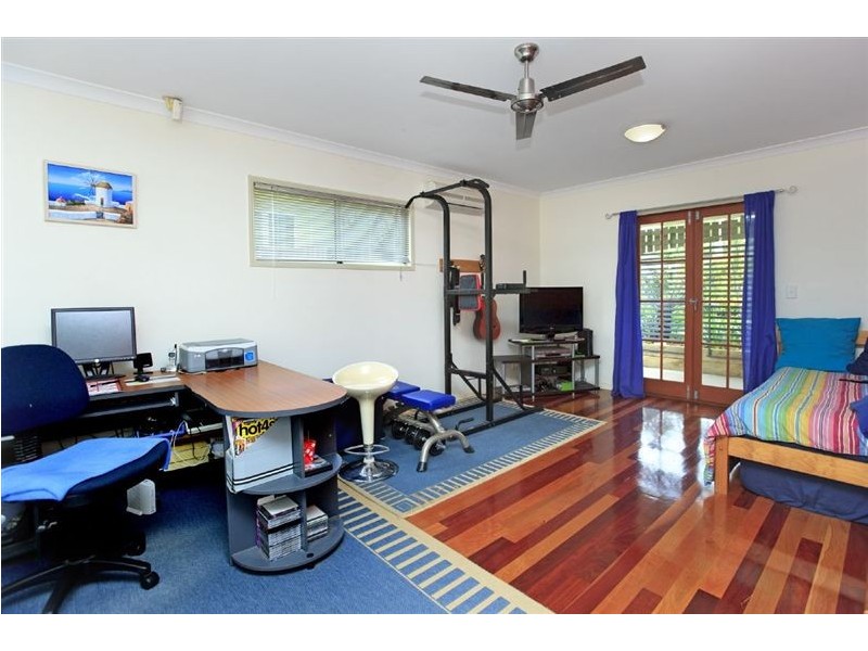 37 Beverley Street, Morningside QLD 4170