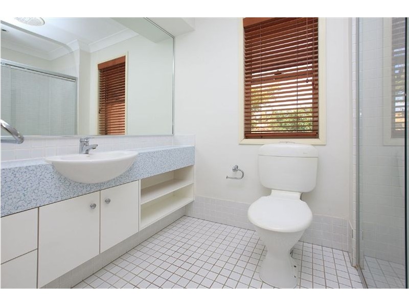 30/101 Coutts Street, Bulimba QLD 4171