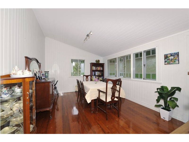 9 Henderson Street, Bulimba QLD 4171