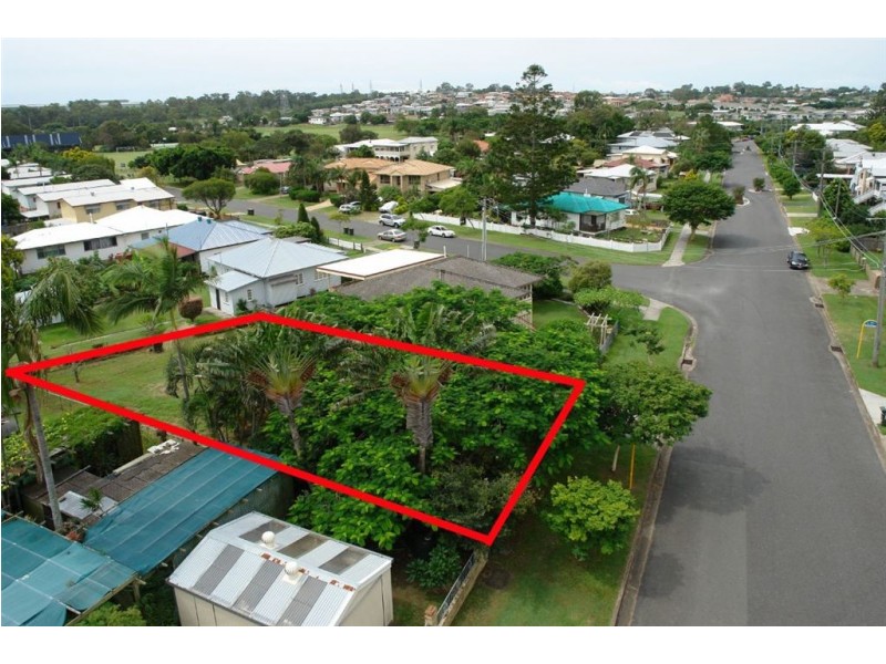 8 Grenade Street, Cannon Hill QLD 4170