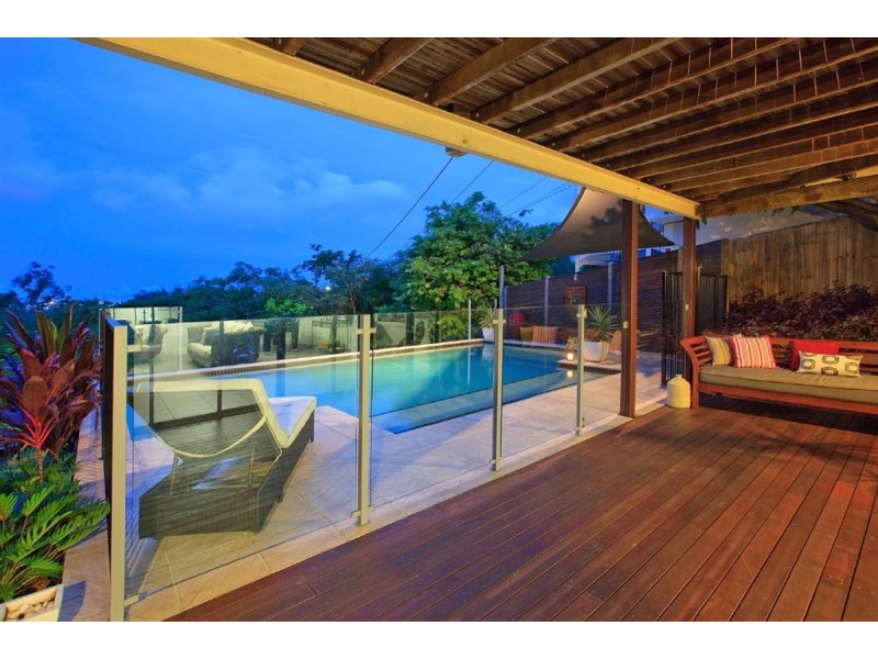 20 Pollock Street, Balmoral QLD 4171