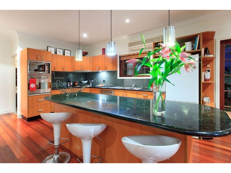 20 Pollock Street, Balmoral QLD 4171