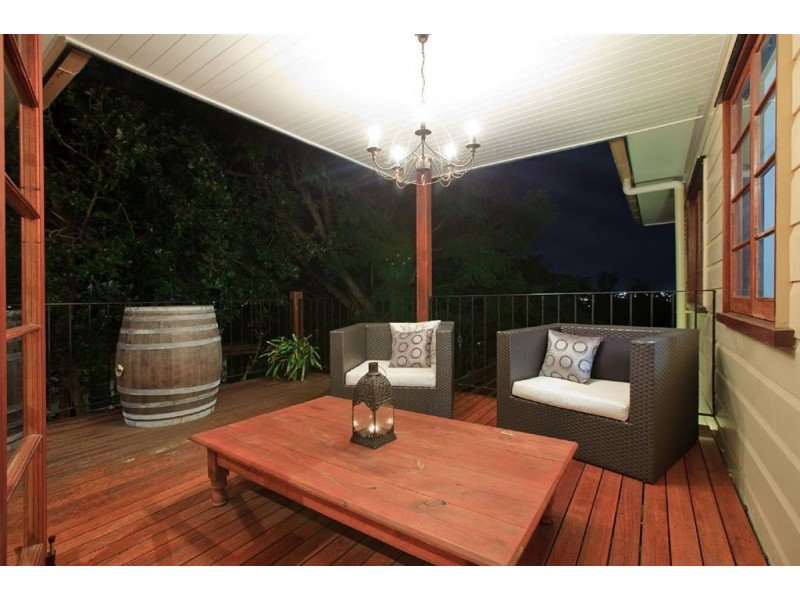 20 Pollock Street, Balmoral QLD 4171