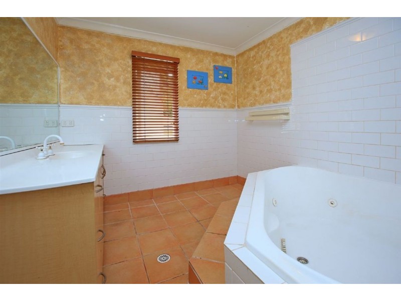 46 Elaroo Street, Morningside QLD 4170