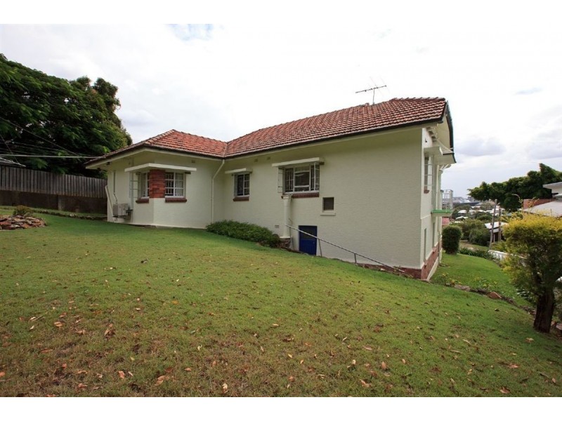 9 Myuna Street, Balmoral QLD 4171