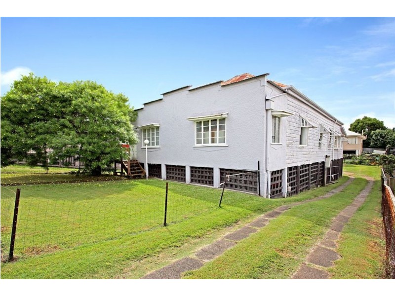 736 Logan Road, Greenslopes QLD 4120