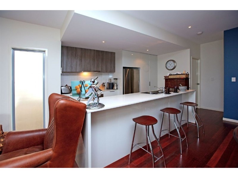 2/298 Hawthorne Road, Hawthorne QLD 4171