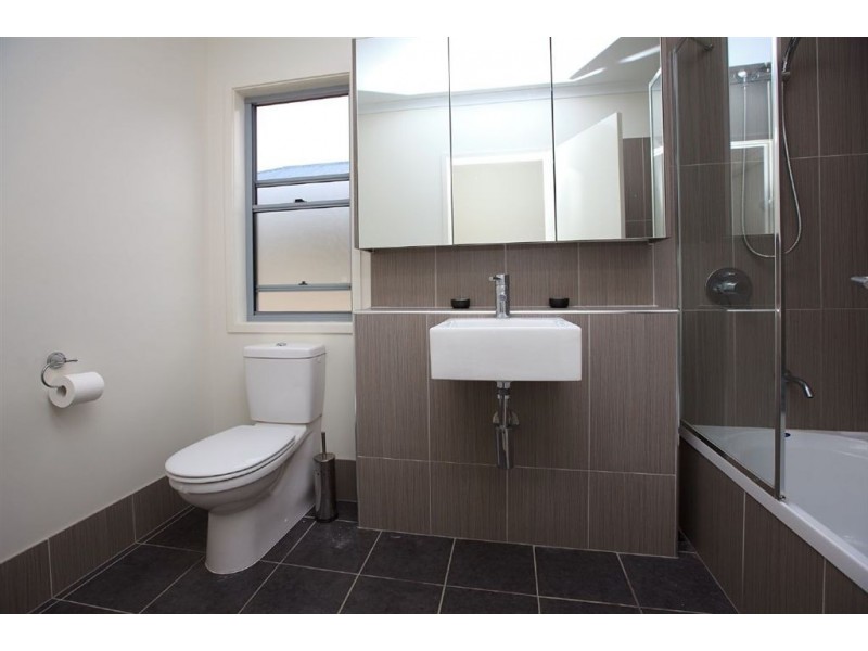 2/298 Hawthorne Road, Hawthorne QLD 4171