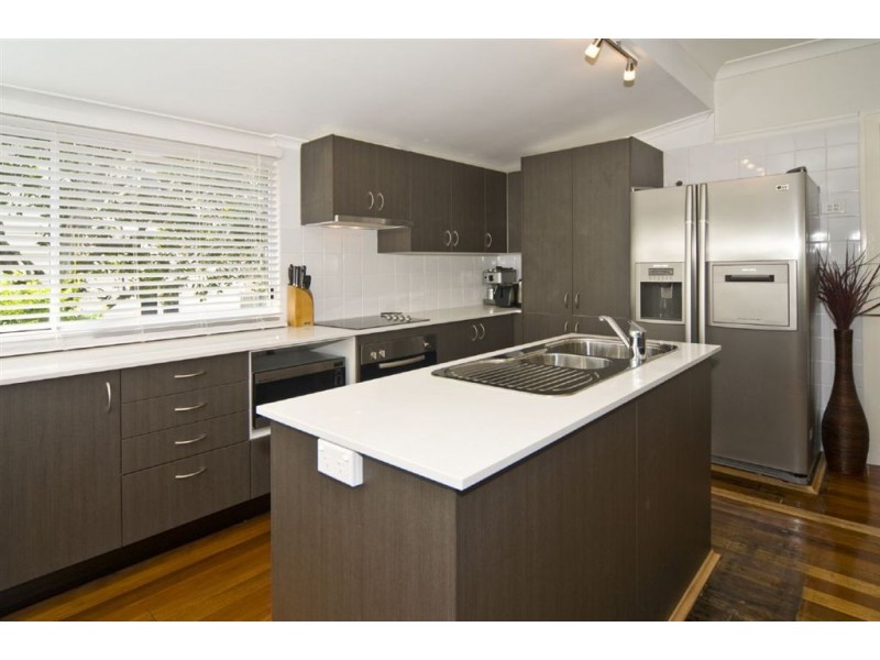 5 Phalerum Avenue, Seven Hills QLD 4170