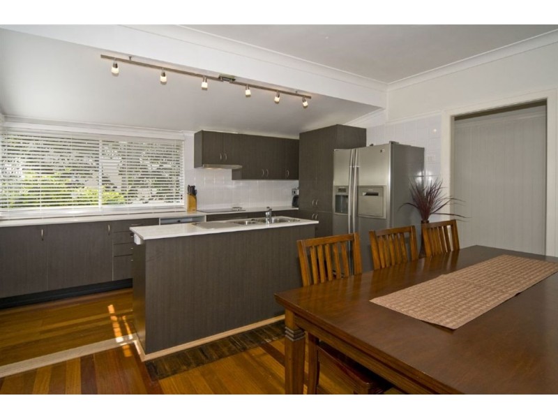 5 Phalerum Avenue, Seven Hills QLD 4170