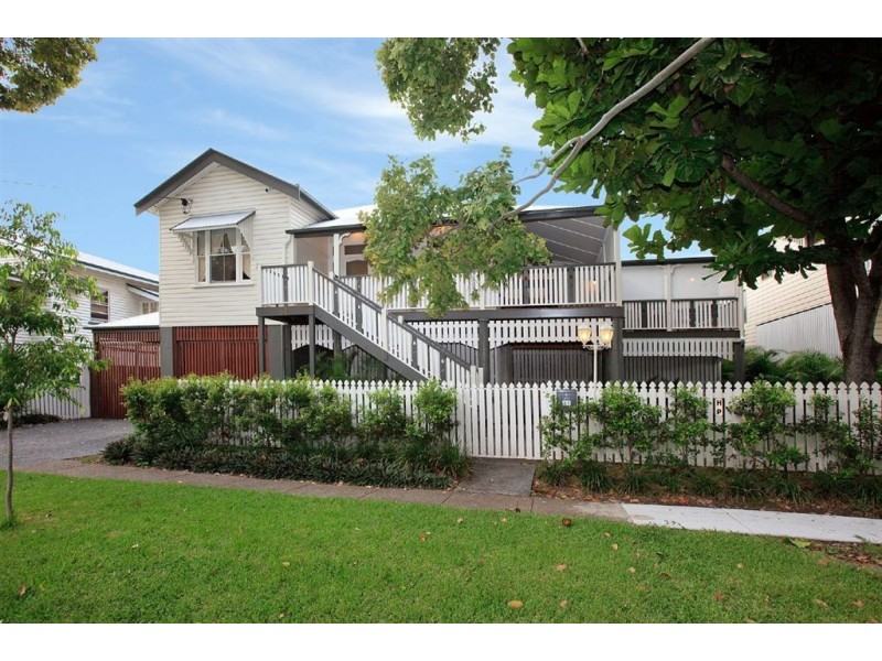 31 Orchard Street, Hawthorne QLD 4171