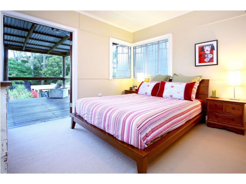 23 Errey Street, Camp Hill QLD 4152