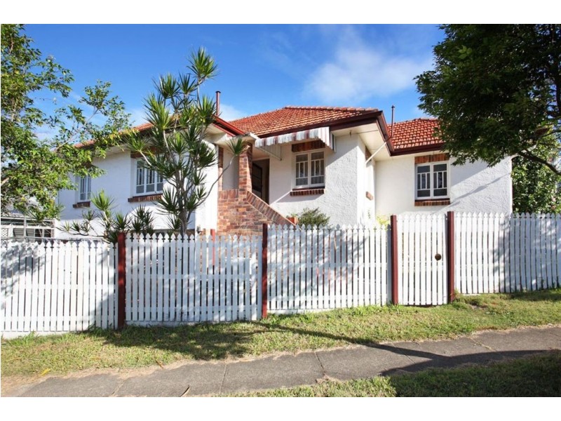 24 Burrai Street, Morningside QLD 4170