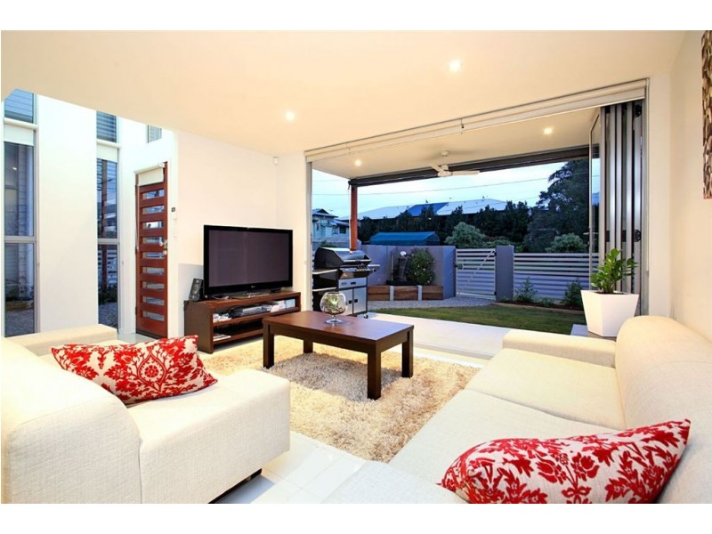 9A Olive Street, Morningside QLD 4170