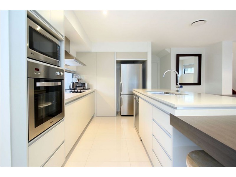 9A Olive Street, Morningside QLD 4170