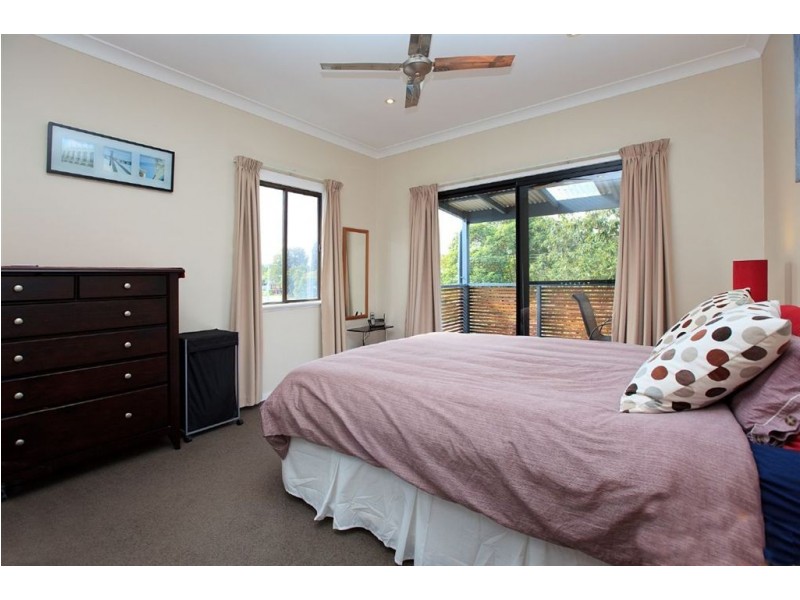 16 Servius Avenue, Seven Hills QLD 4170