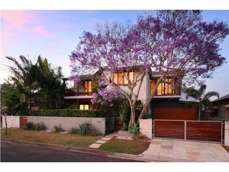 27 McDonald Street, Hawthorne QLD 4171