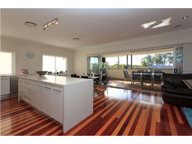 23 Faraday Street, Camp Hill QLD 4152