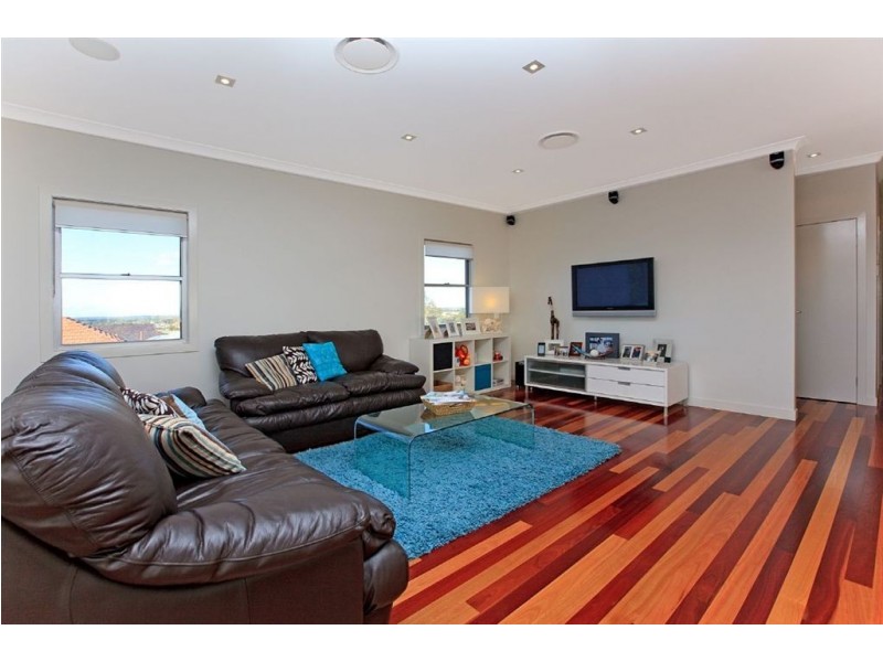 23 Faraday Street, Camp Hill QLD 4152