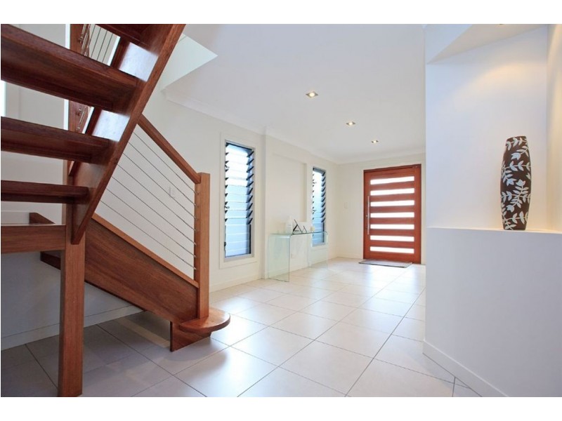 23 Faraday Street, Camp Hill QLD 4152